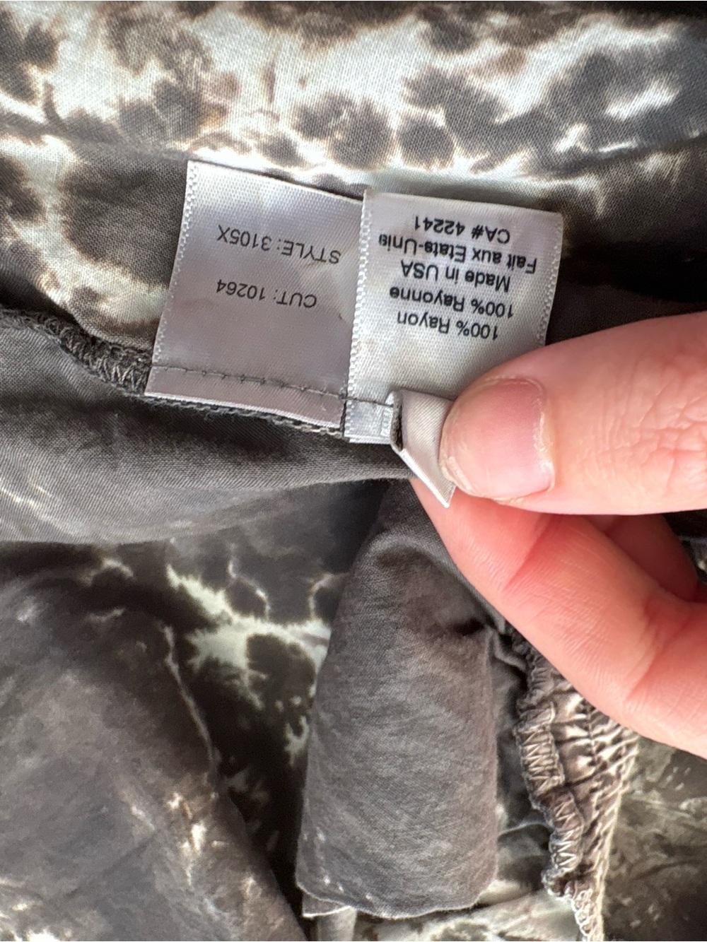 Stark X Grey Spiral Tie Dye V Shorts - Size M - Picture 6 of 7